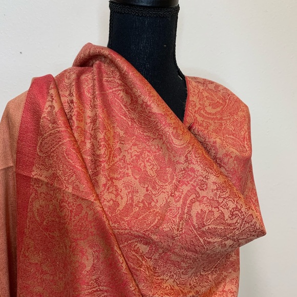 Pashmina - Picture 4 of 5